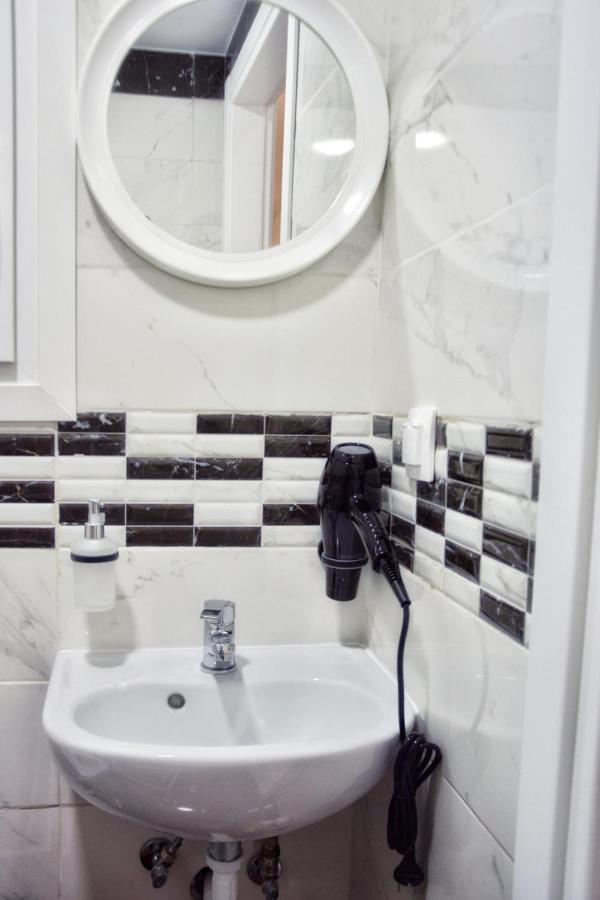 Dionisooss Apartment Афины Экстерьер фото